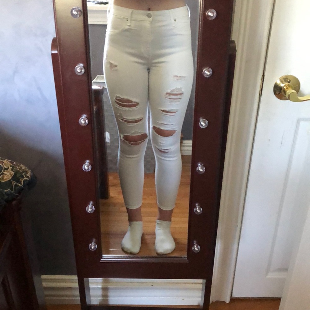 Abercrombie and fitch white simone jeans